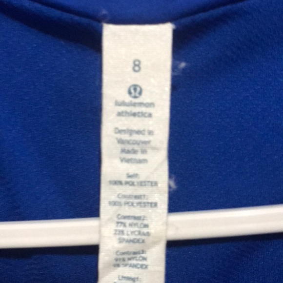 Lulu lemon jacket size 8 - Picture 3 of 6